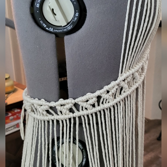 Gorgeous macreme lace dress coverup - Picture 8 of 10